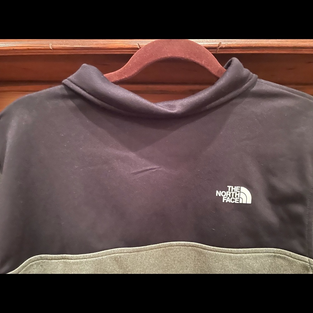 North Face Pullover. - image 7